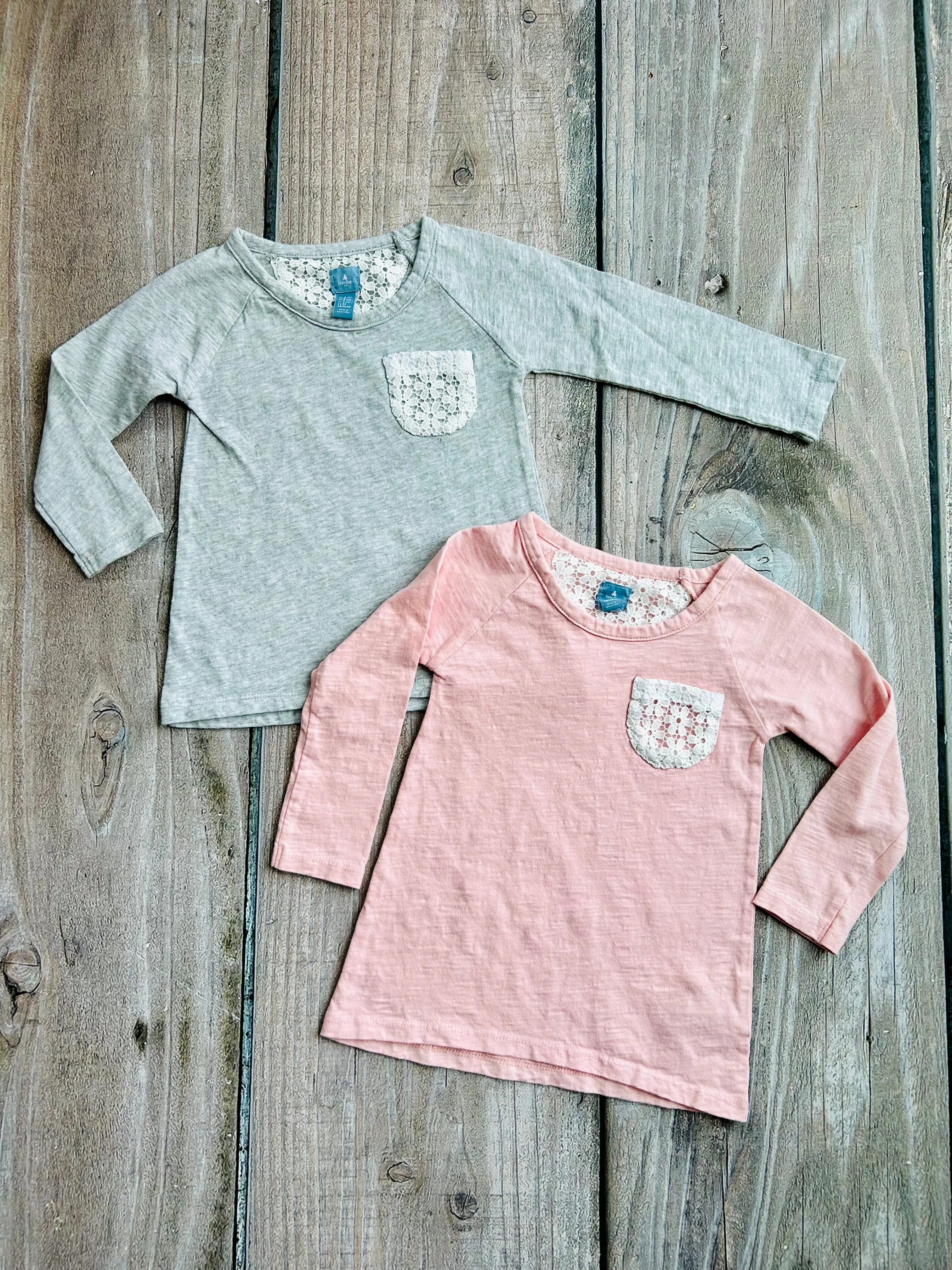 BabyGap size 2T & 3T girls crochet lace pocket tops bundle, grey and light pink, Kids 2T