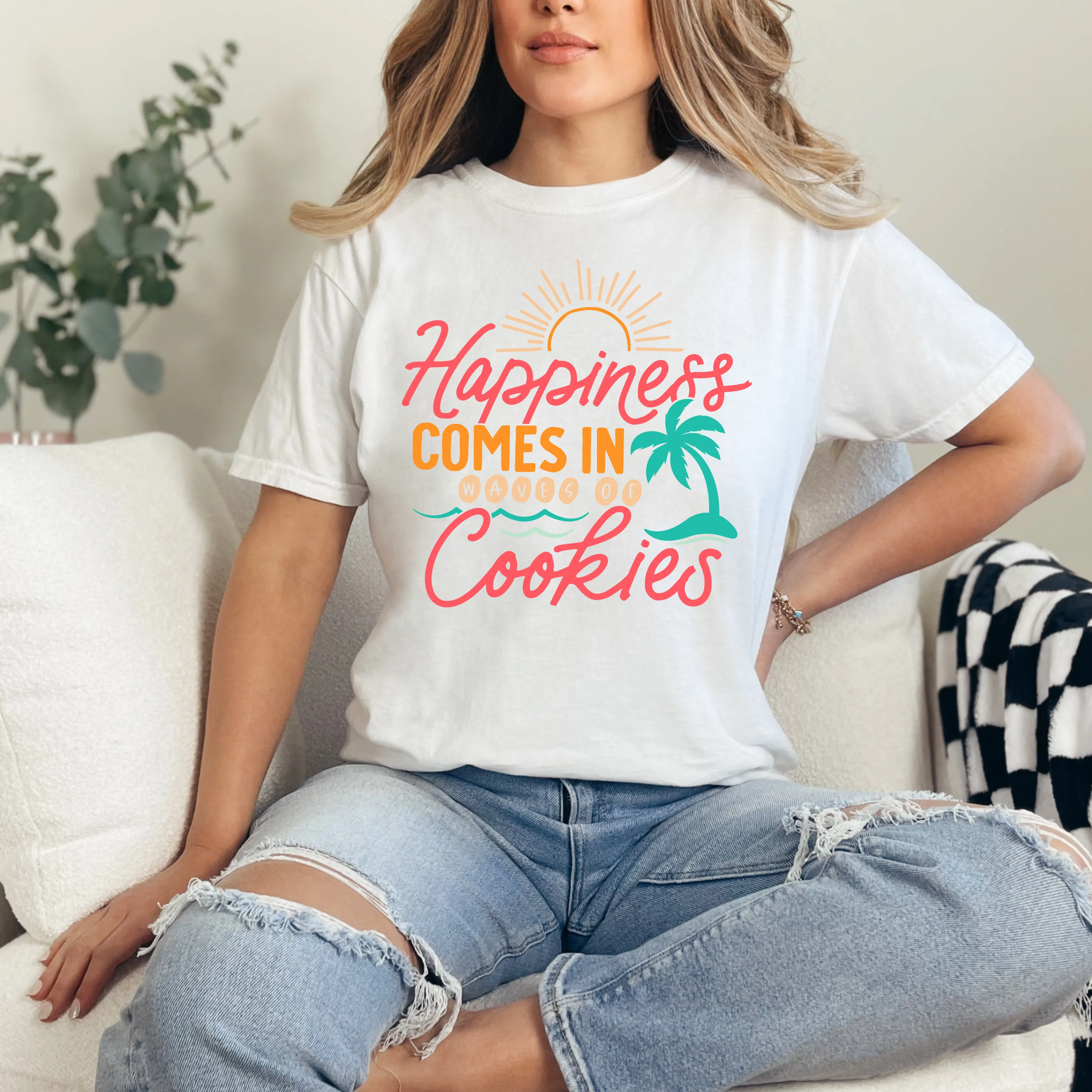 Happiness Comes in Waves [palm tree] - T-Shirt