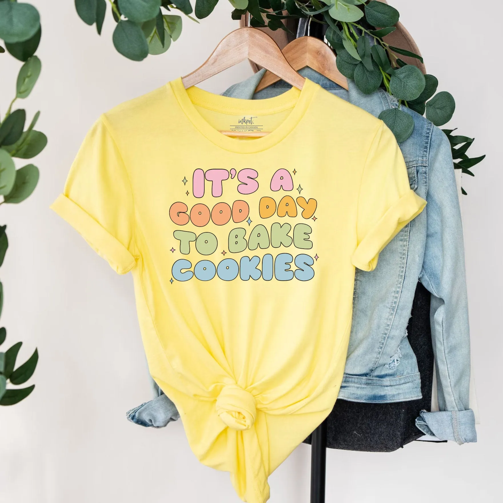 It's a Good Day to Bake Cookies T-Shirt