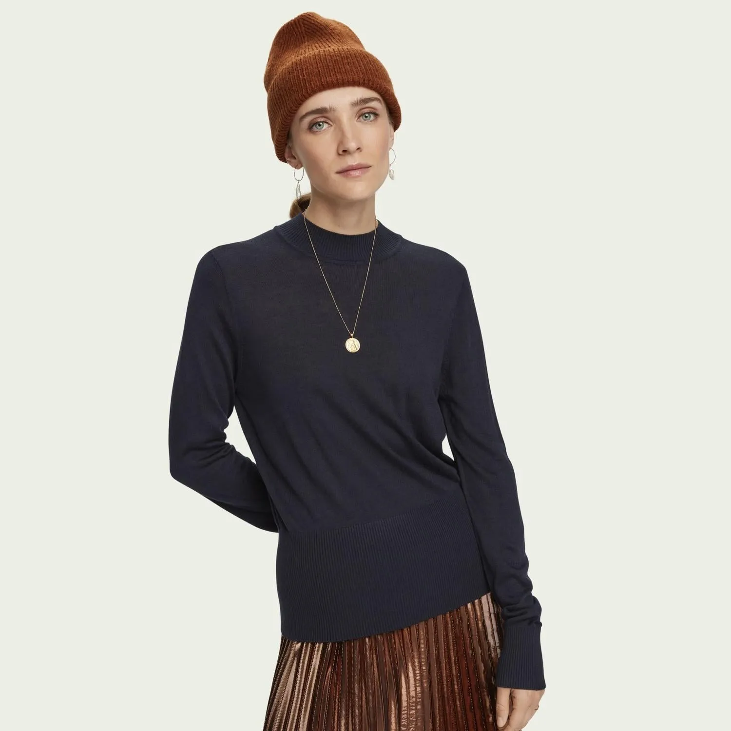 Lightweight Mock Neck Sweater (Black)