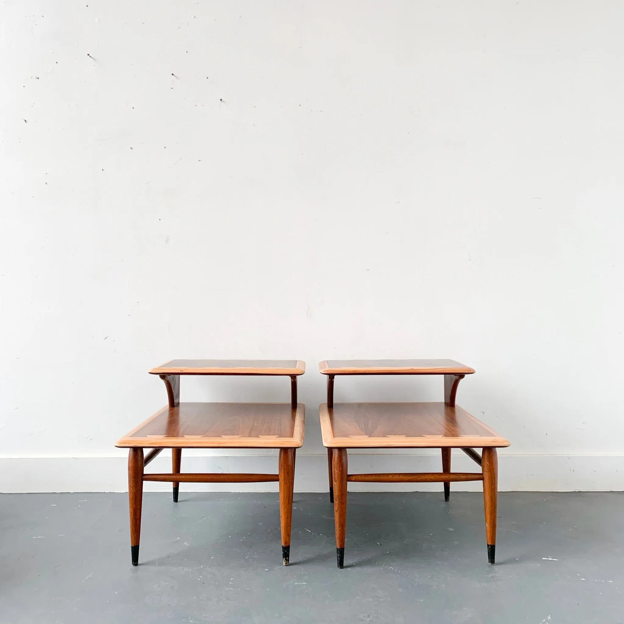 Pair of Lane Acclaim End Tables