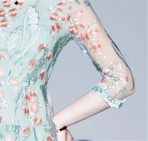 Slim 3 / 4 Sleeve Lace Embroidered Dress