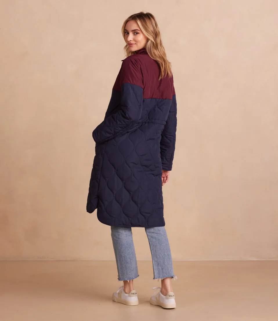 The Long Colorblock Eco Quilted Coat - Midnight & Black Cherry