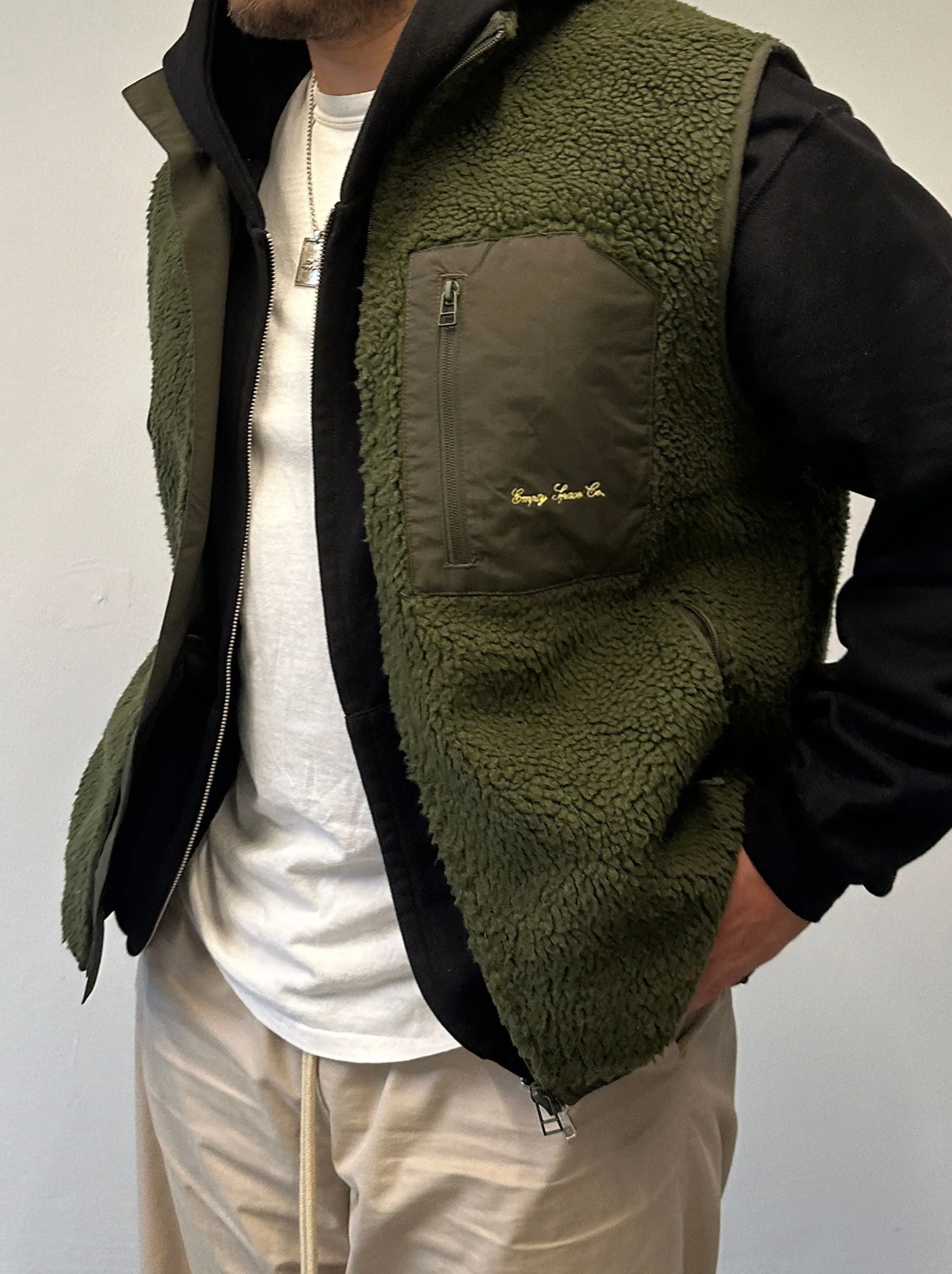 WORLD FLEECE VEST - KHAKI